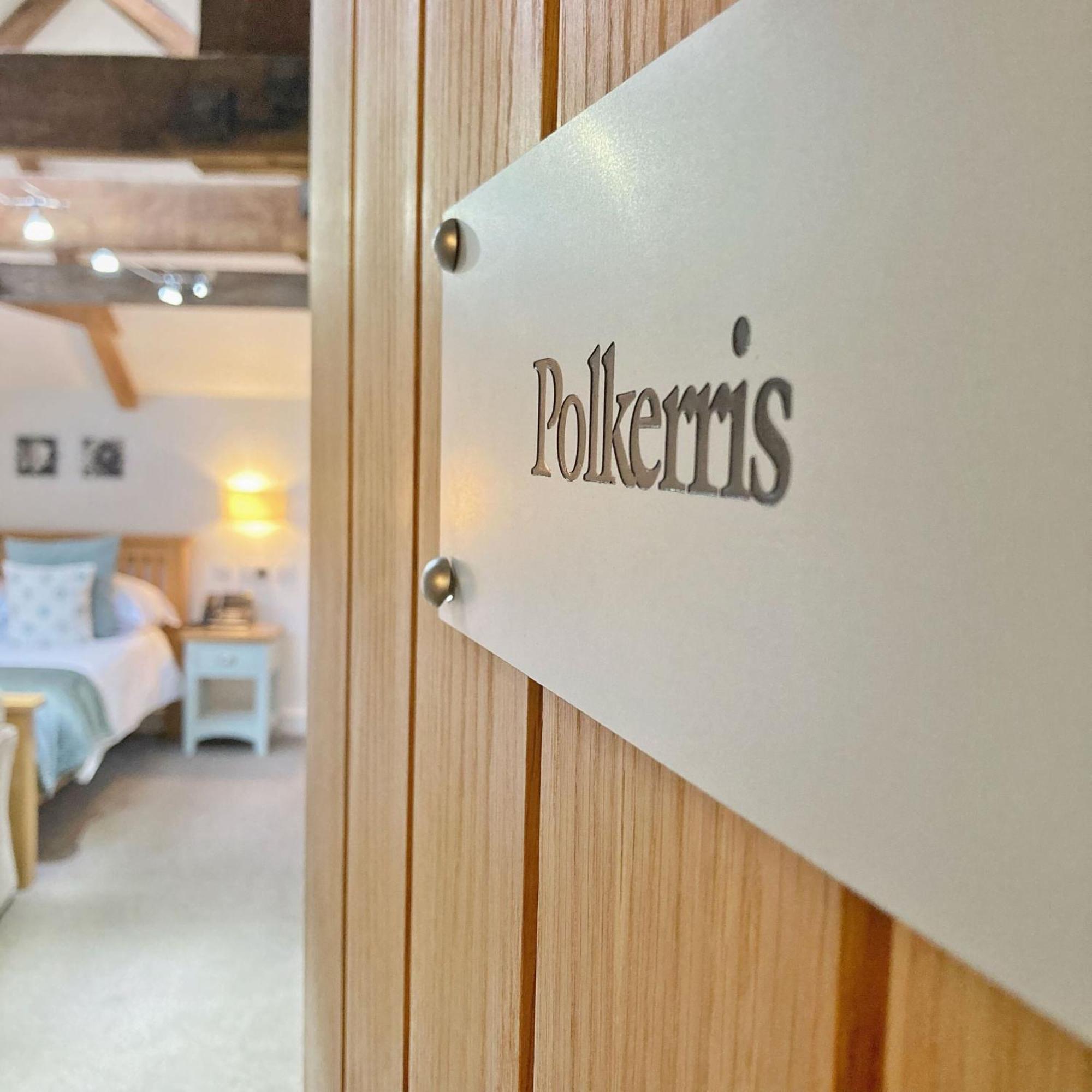 The Britannia Inn & Waves Restaurant St Austell Exteriér fotografie