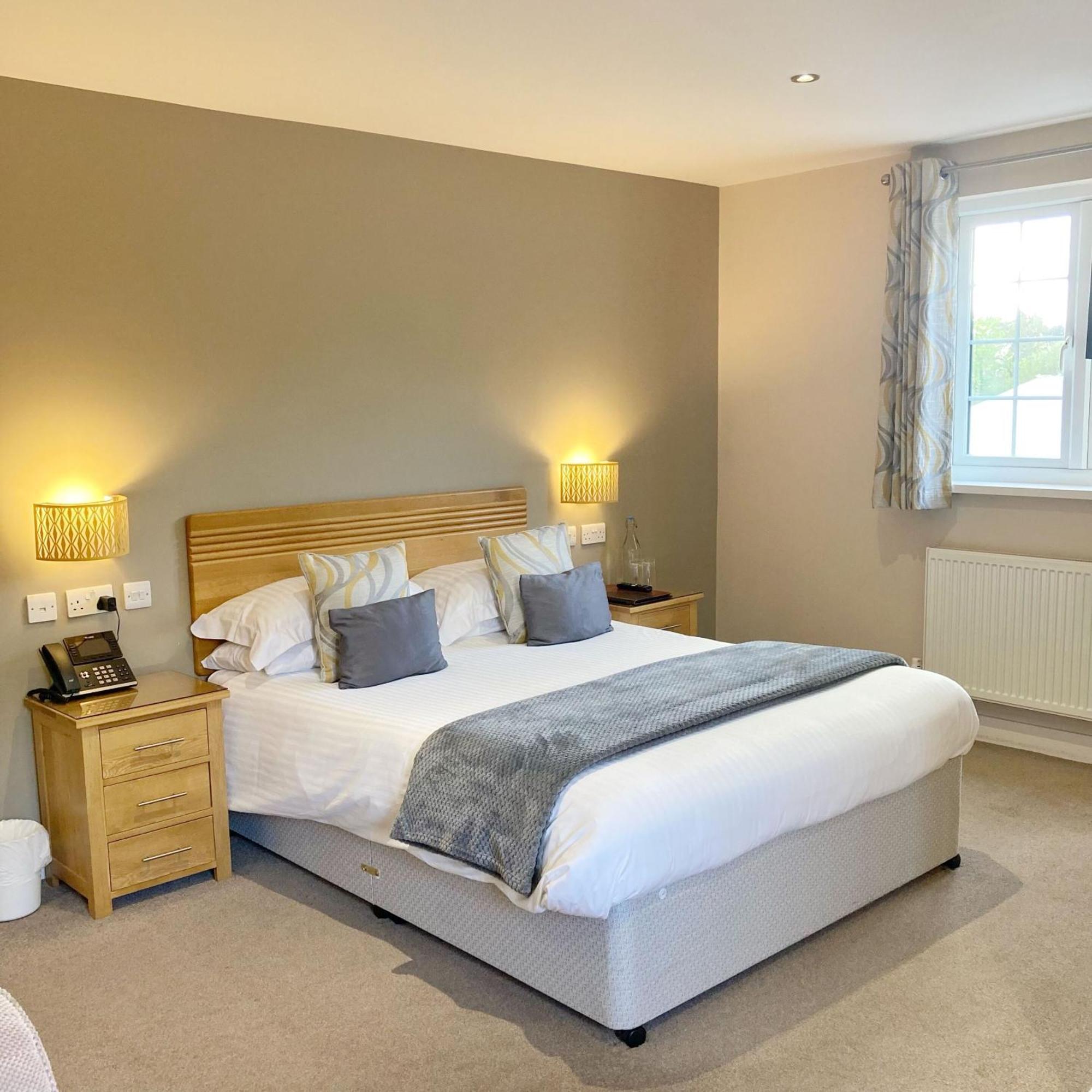 The Britannia Inn & Waves Restaurant St Austell Pokoj fotografie