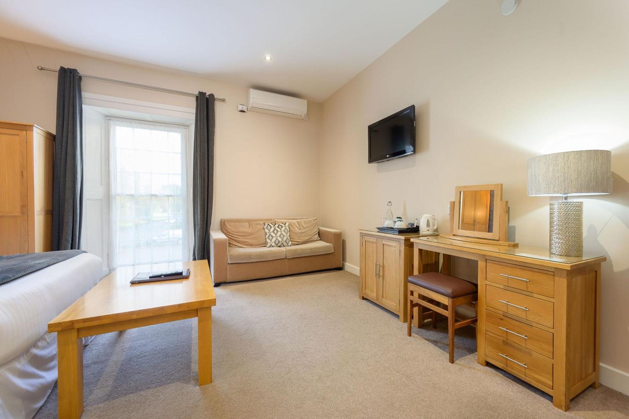 The Britannia Inn & Waves Restaurant St Austell Pokoj fotografie