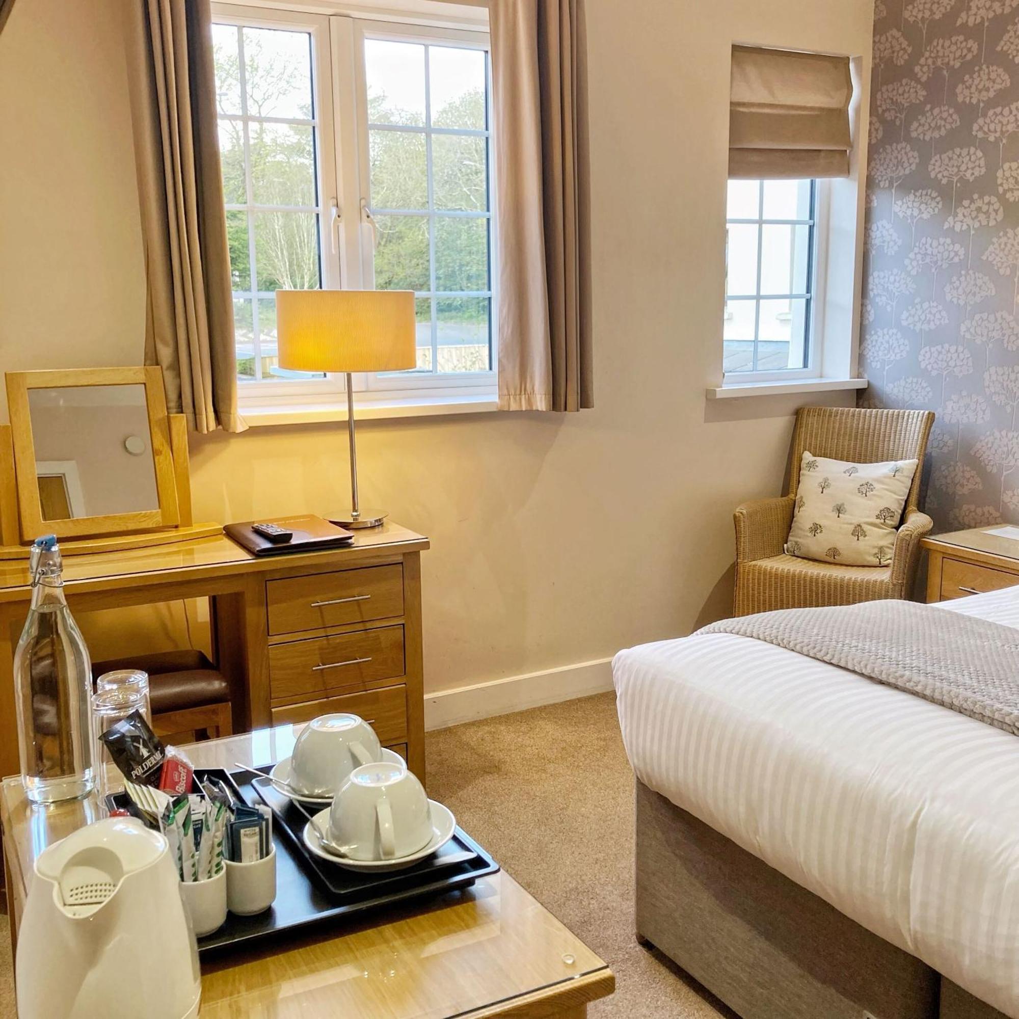 The Britannia Inn & Waves Restaurant St Austell Pokoj fotografie