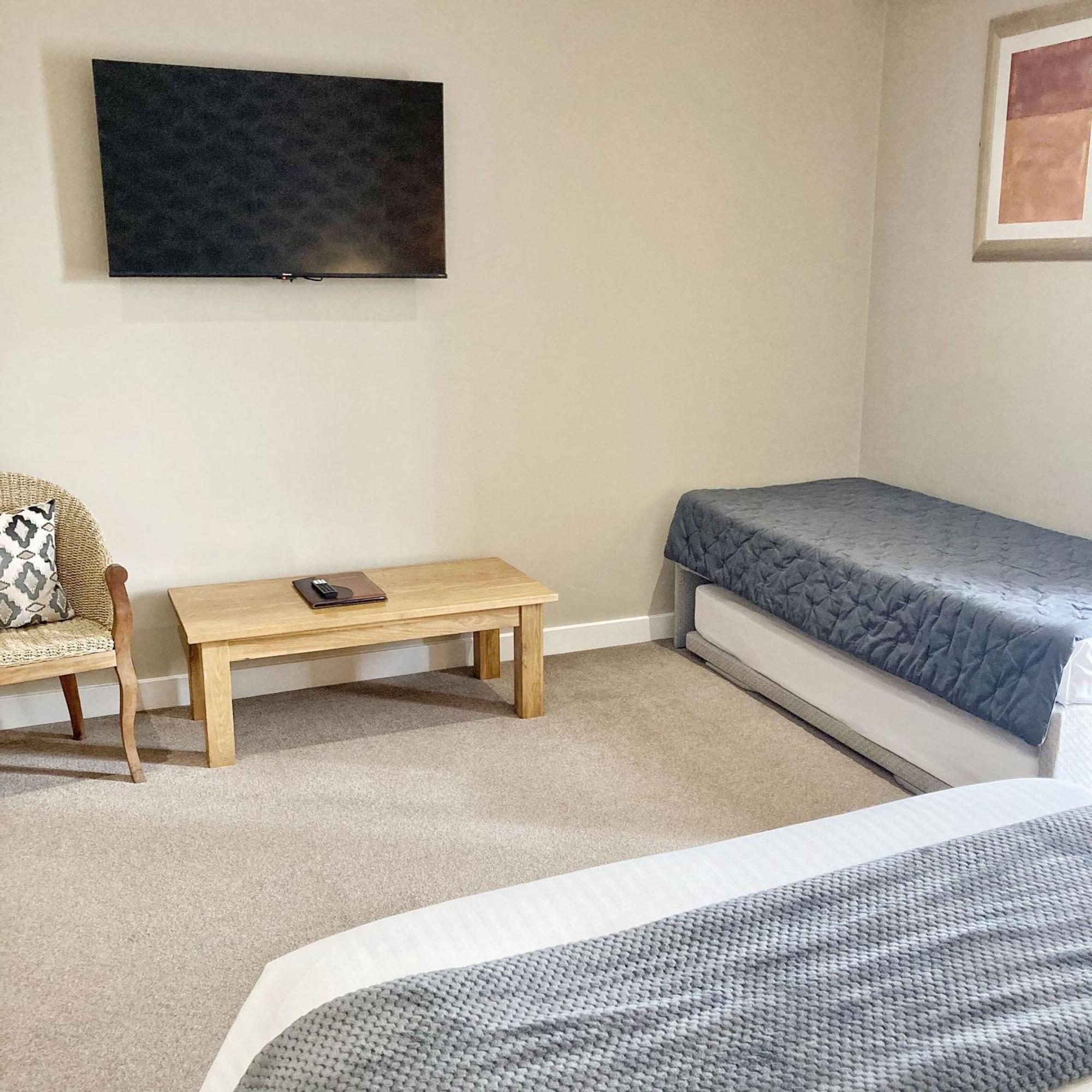 The Britannia Inn & Waves Restaurant St Austell Pokoj fotografie