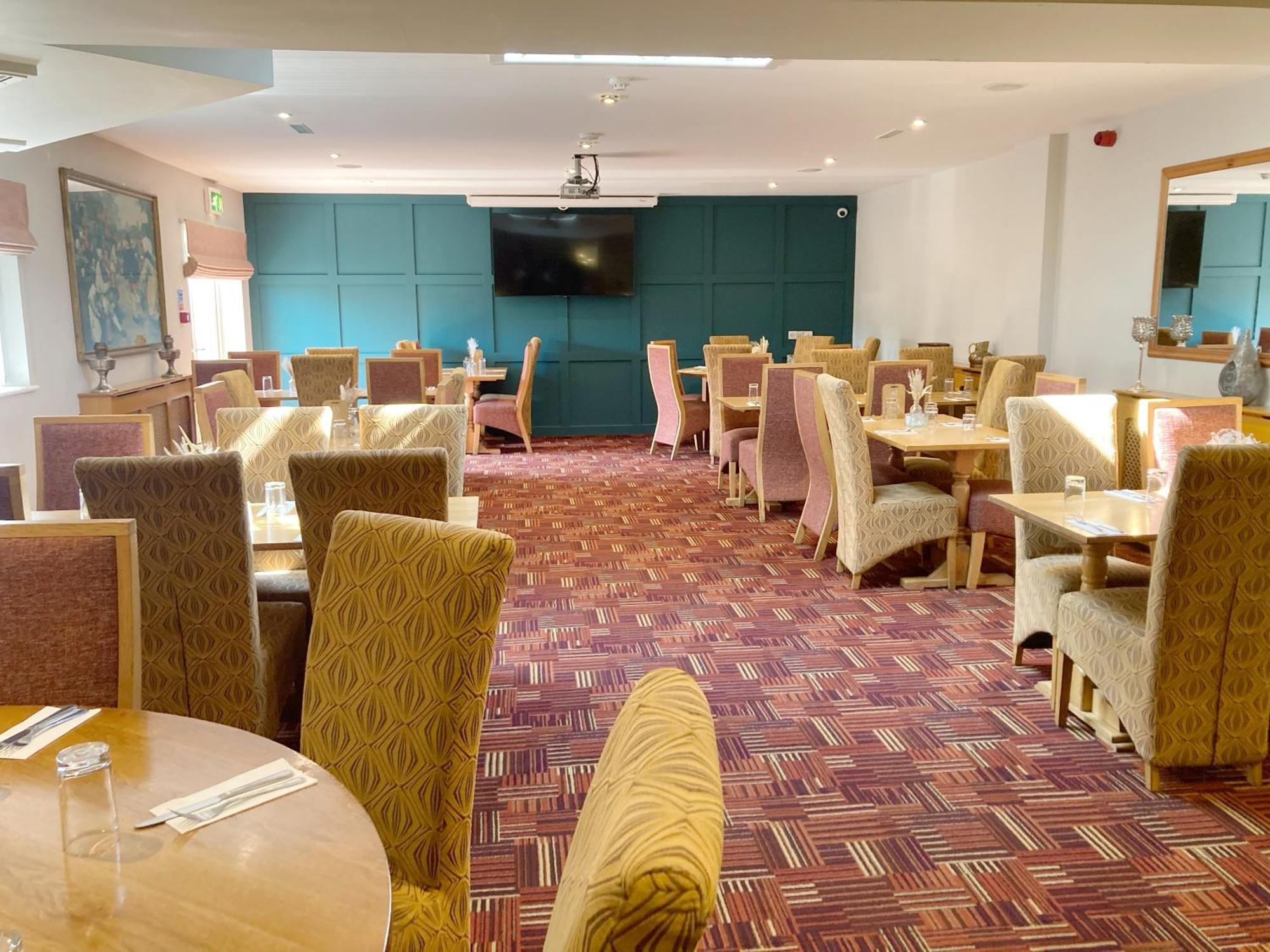 The Britannia Inn & Waves Restaurant St Austell Exteriér fotografie