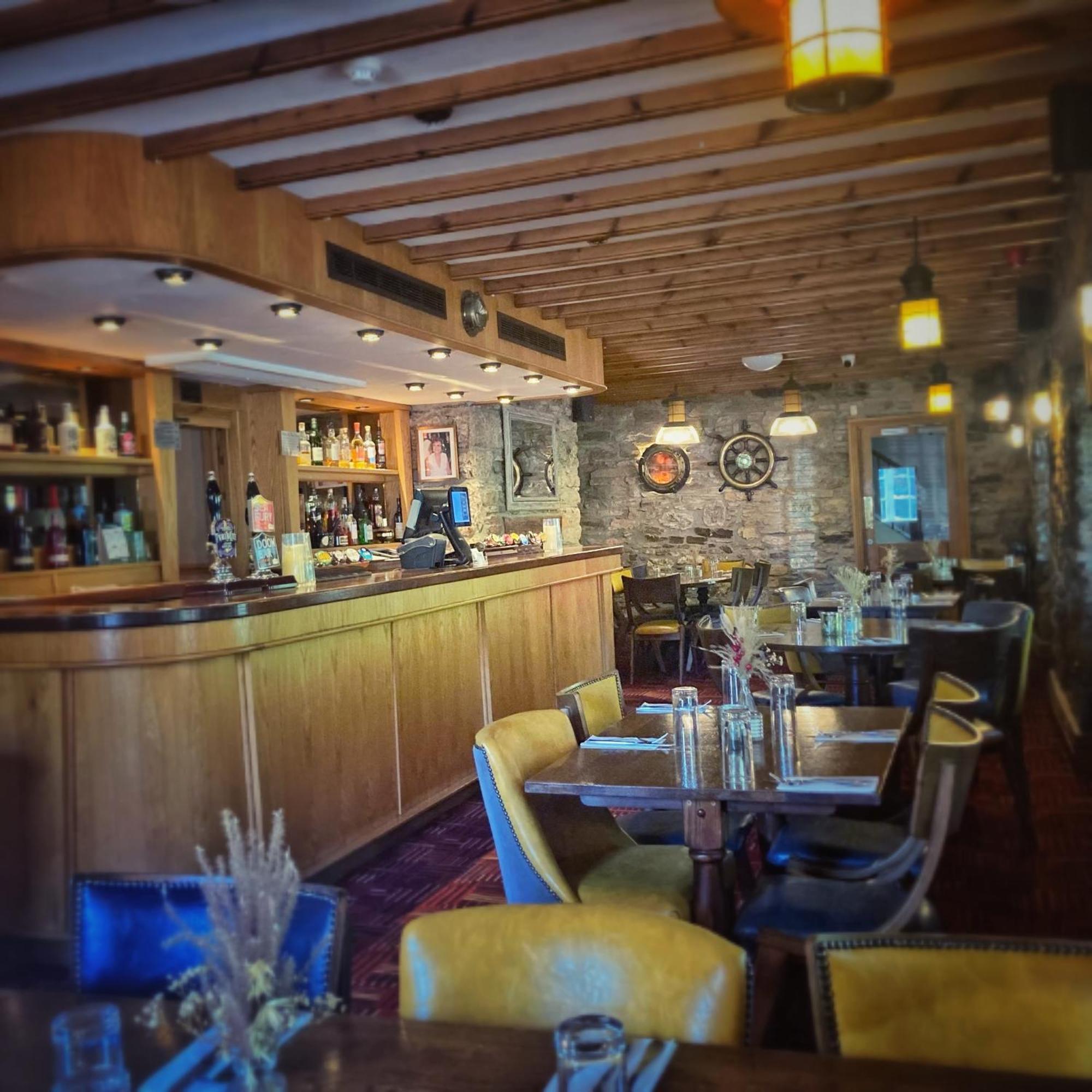 The Britannia Inn & Waves Restaurant St Austell Exteriér fotografie